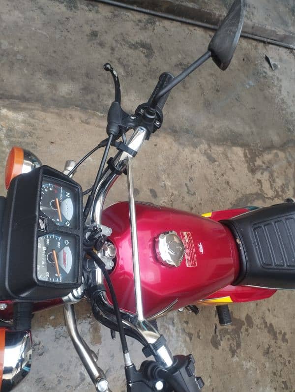 Honda CG 125 10/10 in New condition 9