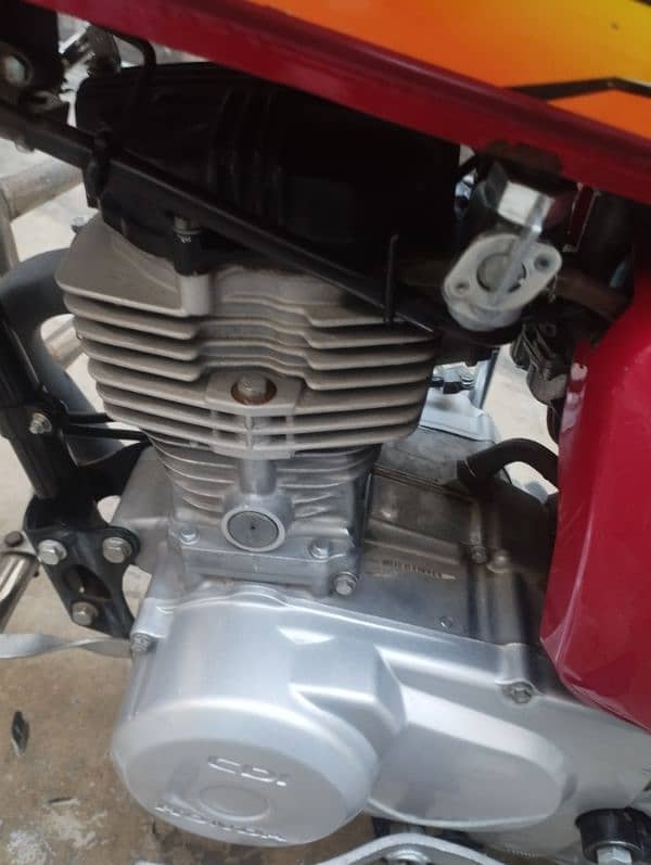 Honda CG 125 10/10 in New condition 13