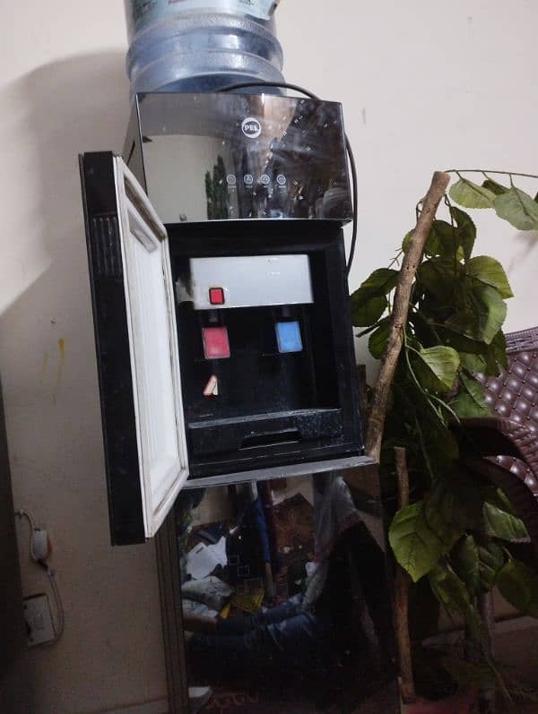 water dispenser 4