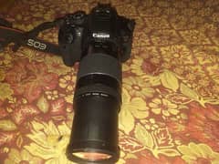 Canon 700D Dslr camera with 75:300 lens