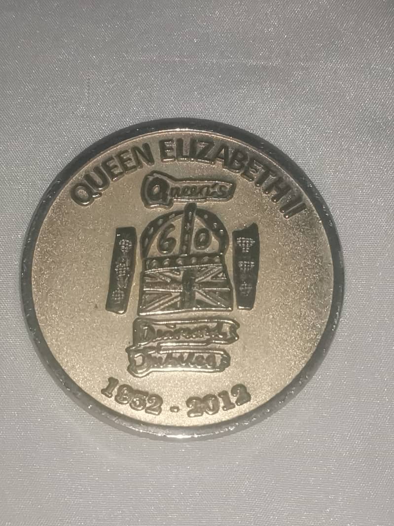 Queen Elizabeth II diamond jubilee medal 1952-2012 1