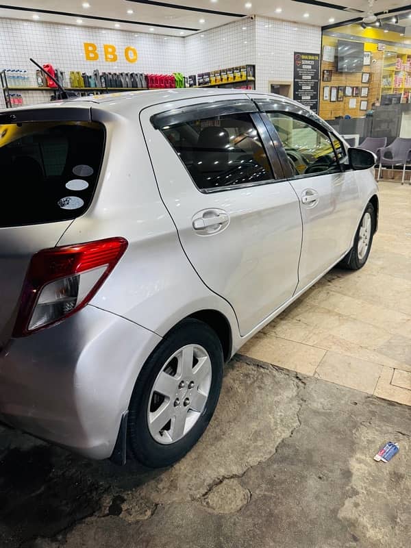 Toyota Vitz 2011/2015 Model 1