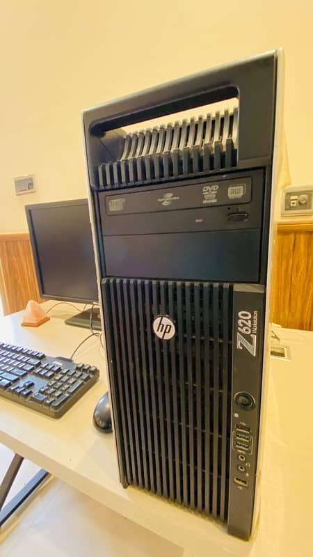 Workstation HP XEON Z620 0