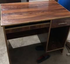 Medium size table for use of PC