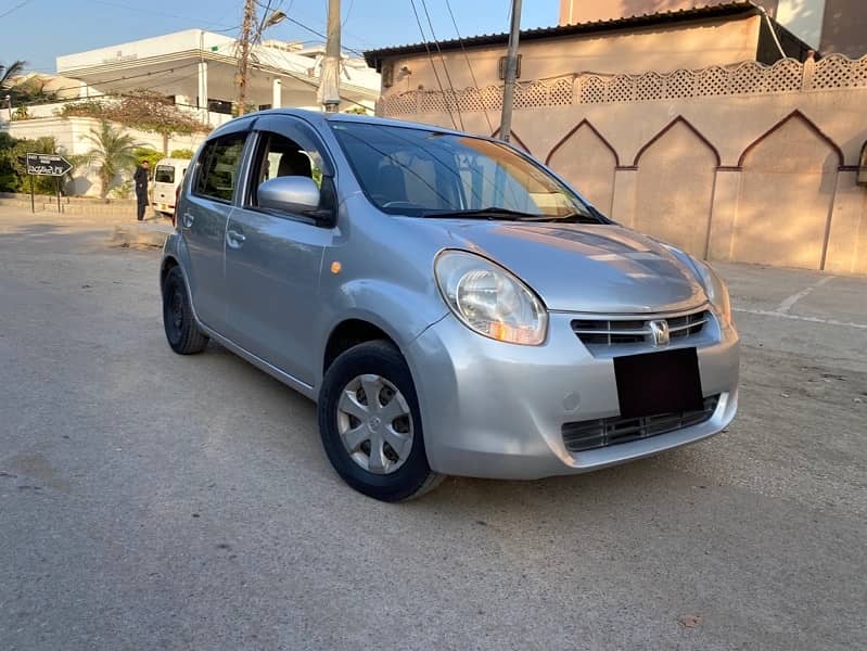 Toyota Passo 2011 2