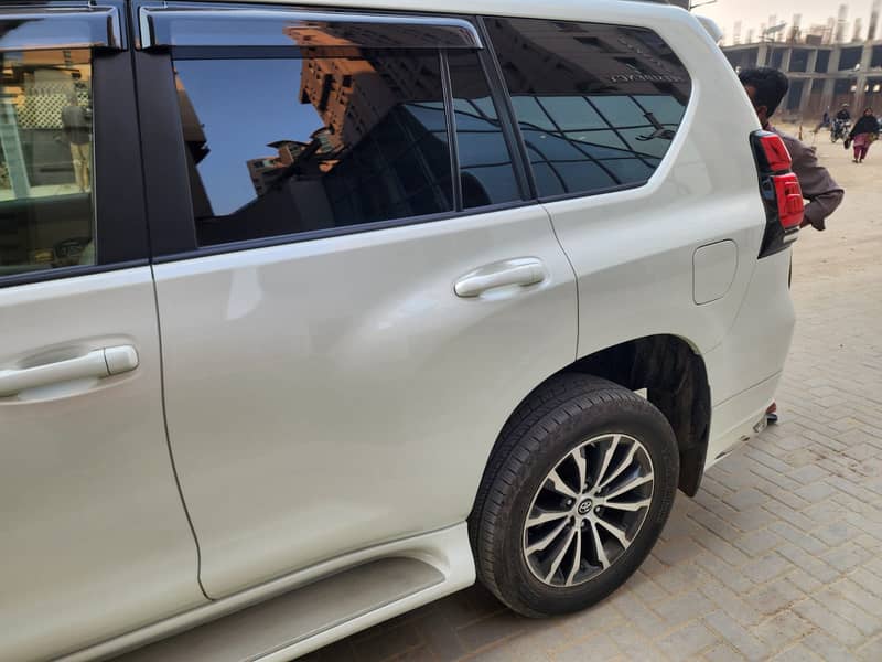 Toyota Prado TX L Package 2.7 2019 4