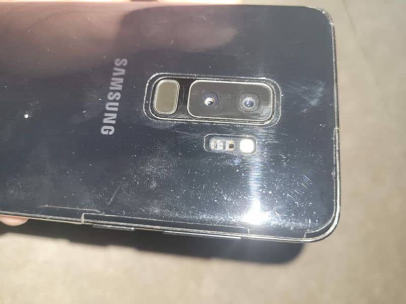 Samsung Galaxy S 9 Plus 6