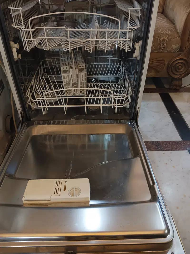 Dishwasher just like New 2