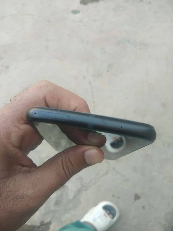 Moto x4.3. ram. . 32. . rom. . contact number 03092366956 1