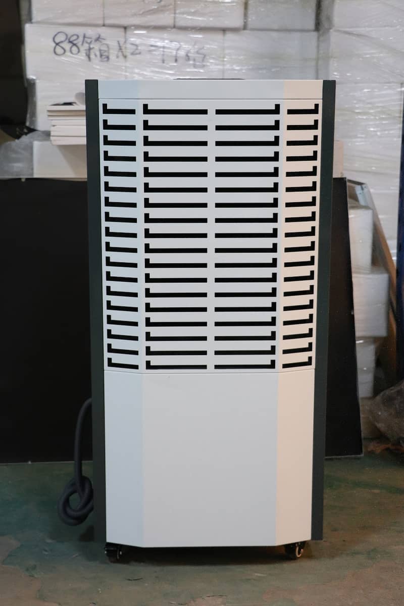 Dehumidifiers 90 Liter/day i Tac Dehumidifer Brand New 1