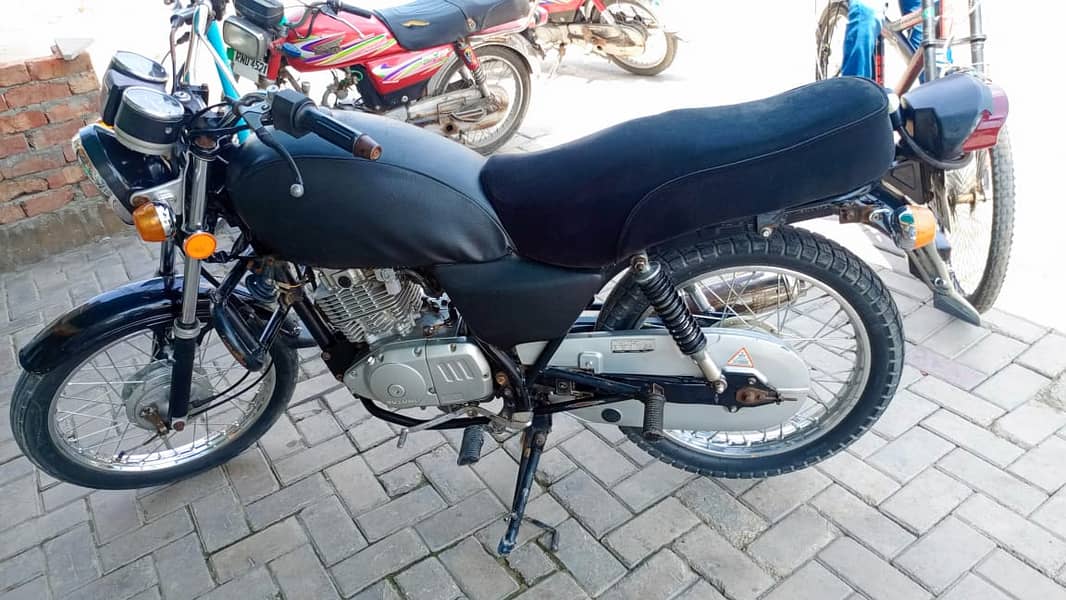 GS 150 Suzuki for Sale 4