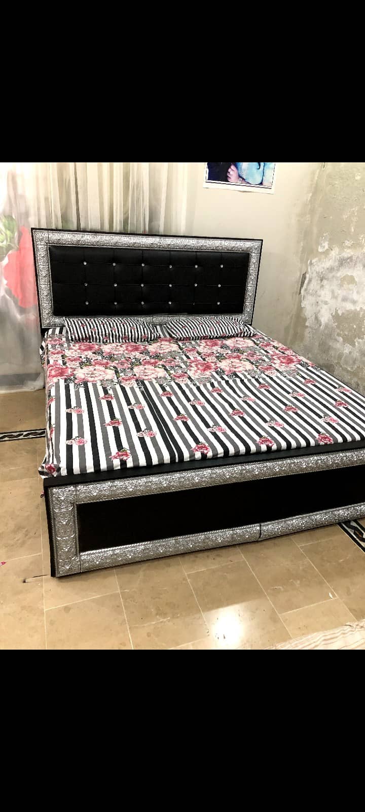 Medium size Bed urgent for sale. 0343,5607220 1