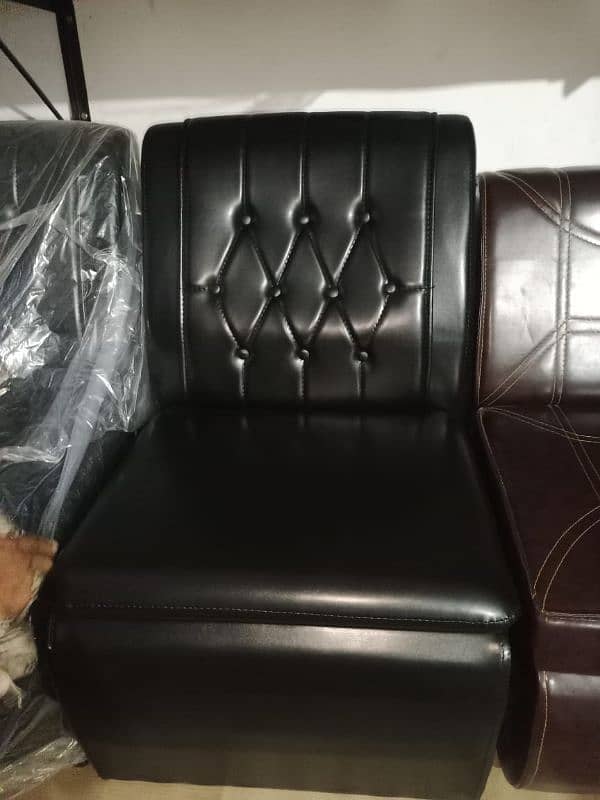 Sofa single seatr available stock 0