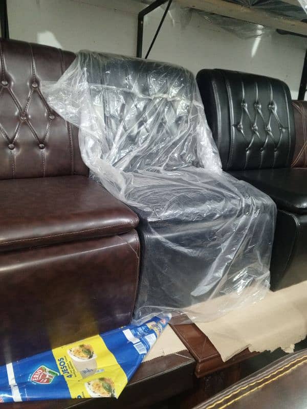 Sofa single seatr available stock 2