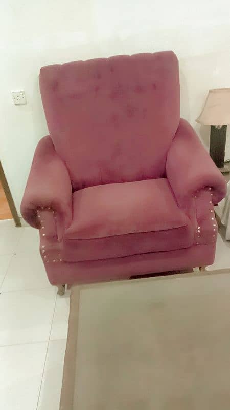 bedroom chair with table and king chair 2