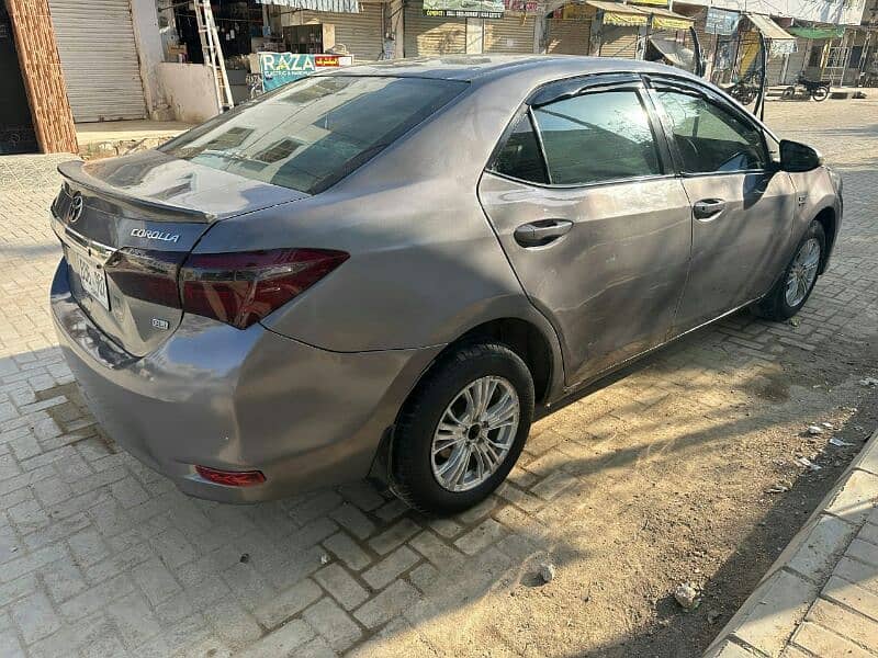 Toyota Corolla GLI 2015 3