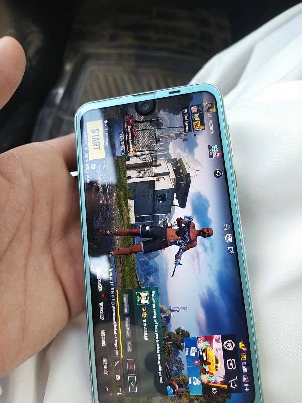 sharp Aquos r2 gaming mobile 1