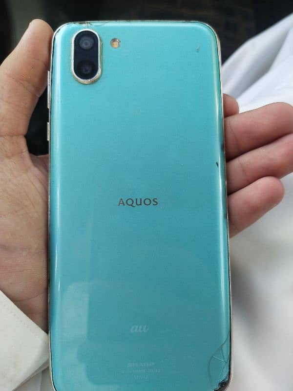 sharp Aquos r2 gaming mobile 4