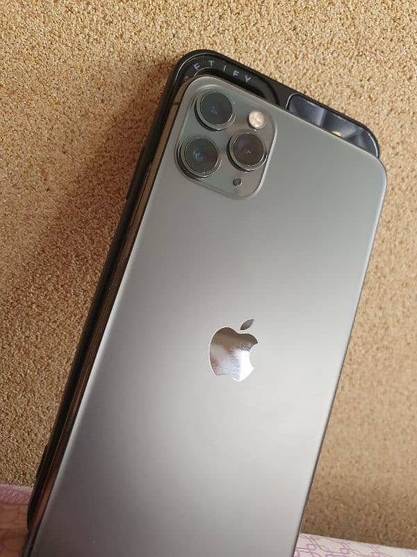 Iphone 11 pro max 14