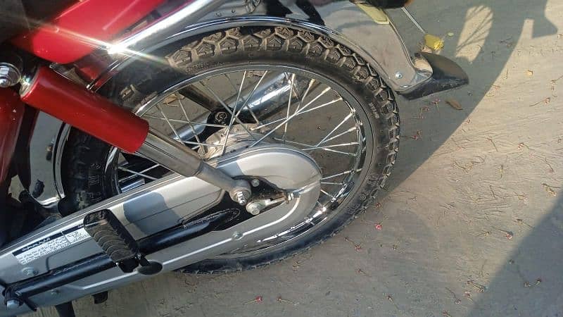 Honda CD 70 2023 4