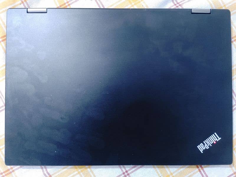 Lenovo yoga L390 Touch 1