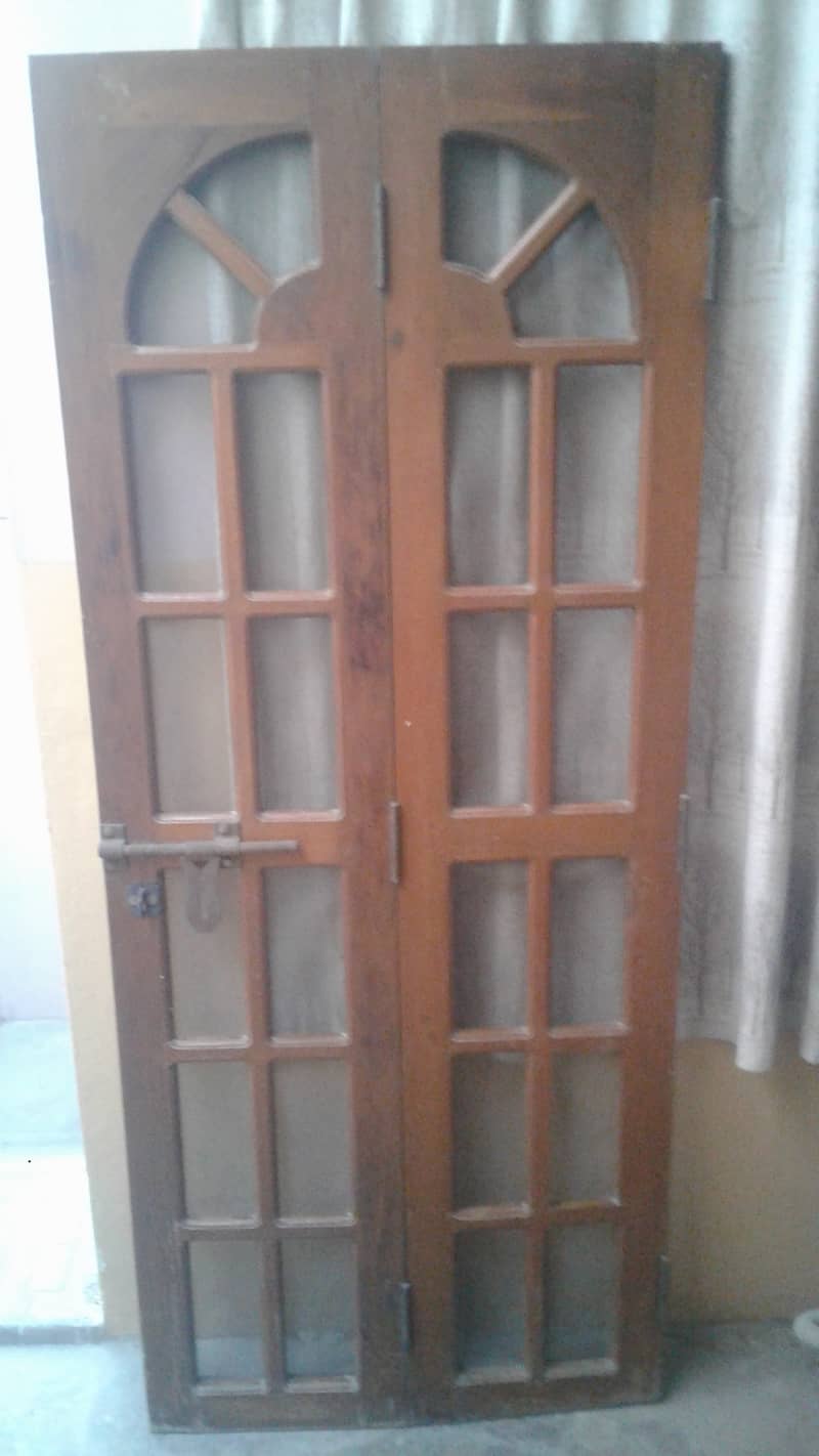 Diyar wood net folding door 2