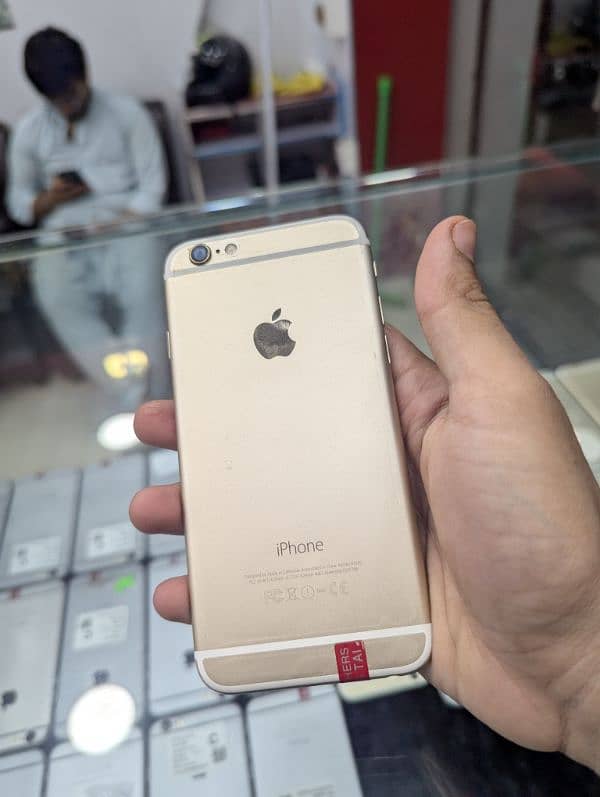 iphone 6 and and iphone  6plus  Whatsapp 03338660982 1