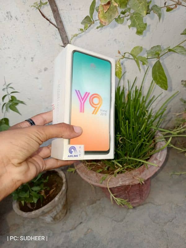 Huawei Y9 Prime 8