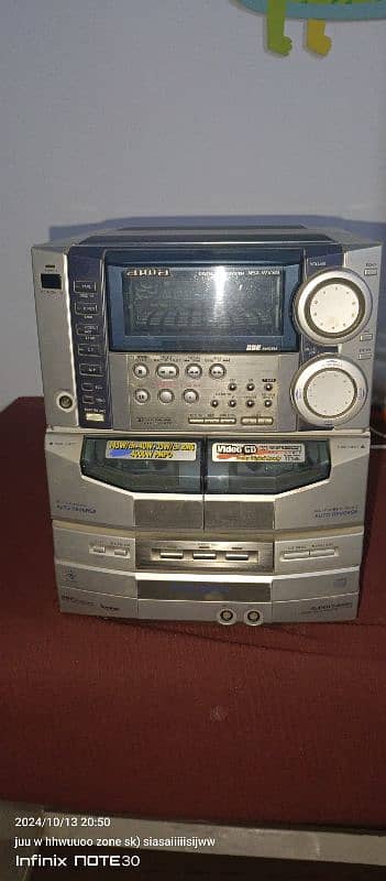 Aiwa sound system 2