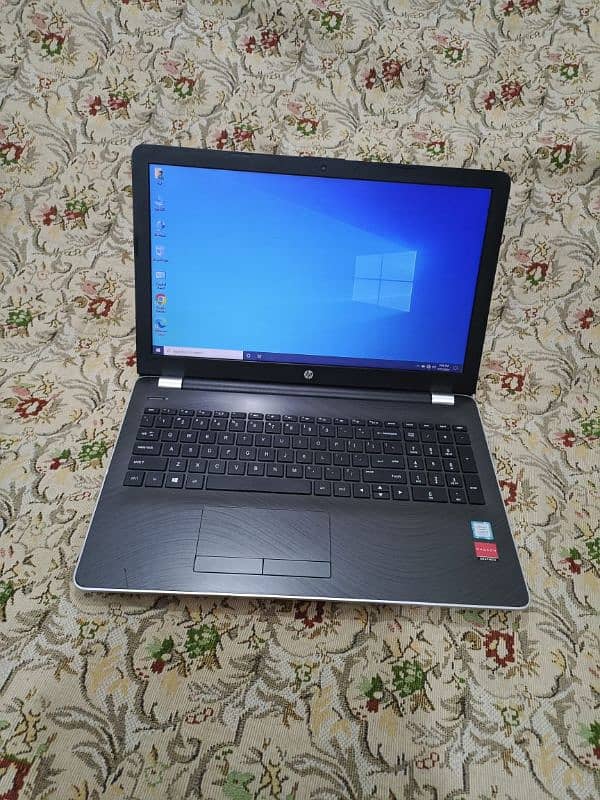 Hp C-i5-7th Gen 8GB RAM 128GB SSD+512GB HHD Radeon 2GB Graphics Card 11