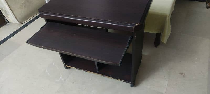 Computer Table For Sale 1