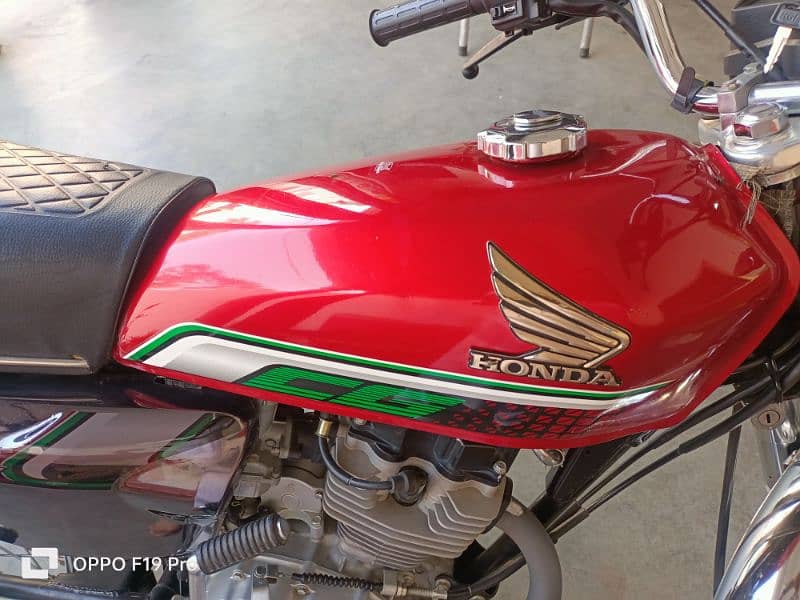 Honda 125 self start 2023 model bilkul lush condition . 03408001897 1