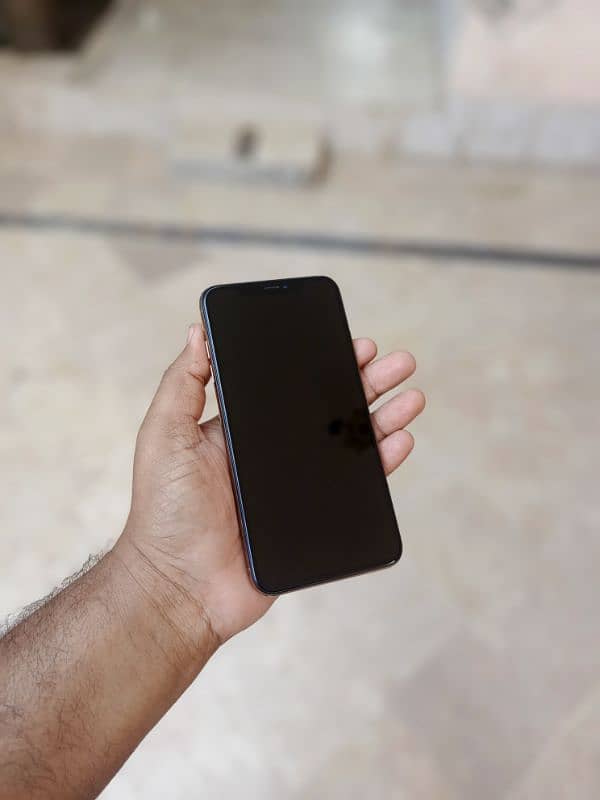 I Phone Xs Max 64Gb Non pta Factory unlocked 3