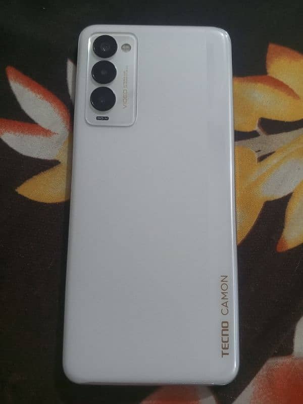 Tecno camon18p 8/128 g 99 porsesar 3