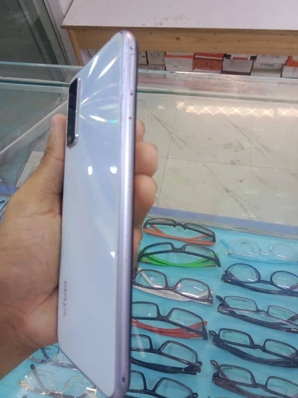 vivo y20 4 64 10 by 9 2