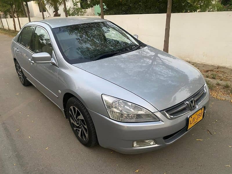 (R) Army Officers Used 1st Owner Honda Accord CM-5 Thailand Model 2005 1