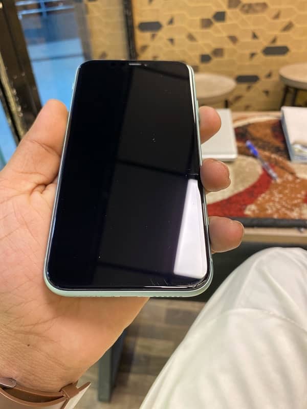 iPhone 11 factory unlock  non PTa 4 month Sim time 4