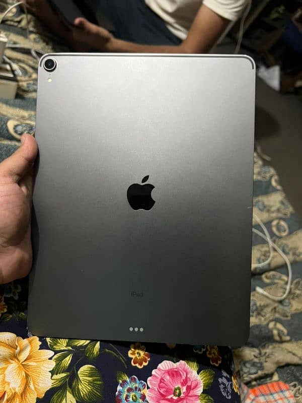 Ipad pro 12.9 inch 2018 "For sale" 1