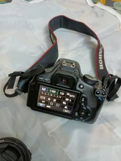 CANON EOS 600D