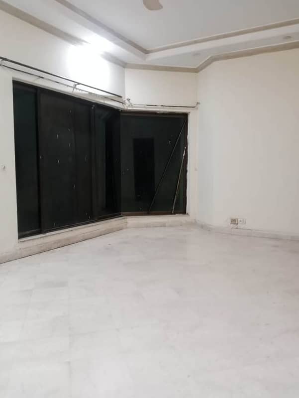 01 Kanal Beautifull House Available For Rent in DHA Lahore Cantt 19