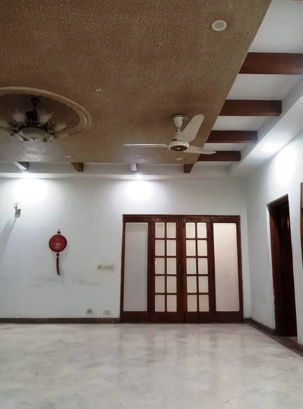 01 Kanal Beautifull House Available For Rent in DHA Lahore Cantt 24