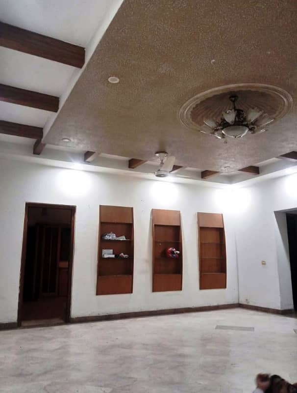 01 Kanal Beautifull House Available For Rent in DHA Lahore Cantt 25