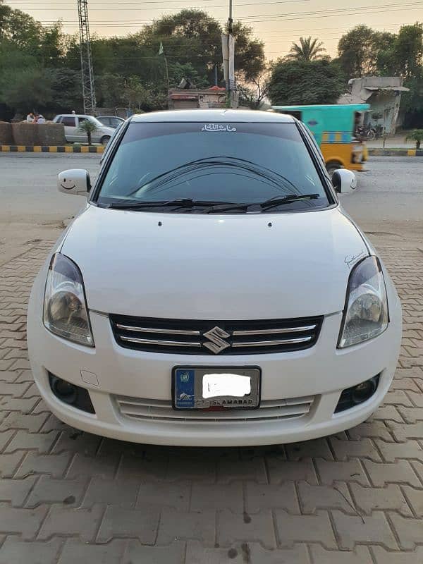 Suzuki Swift 2013 in brand new condition Urgently sale 0