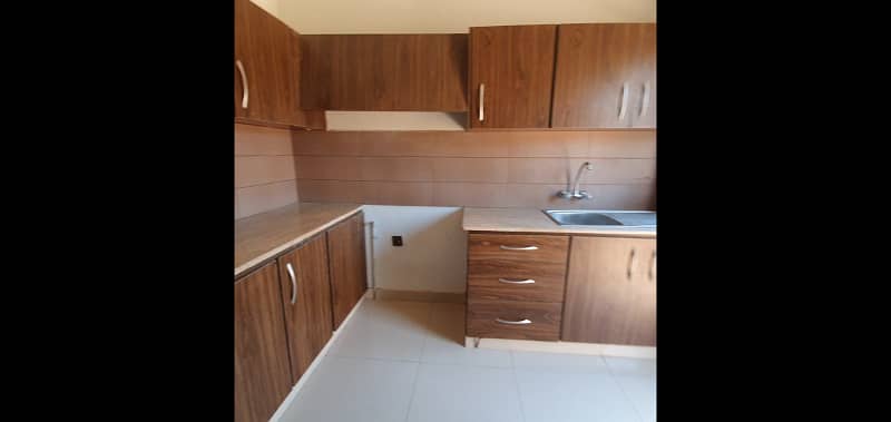 Simple Yet Modern Villa Having Very Huge Kitchen For Single Family Big Size 4 Beds Prime Location 5