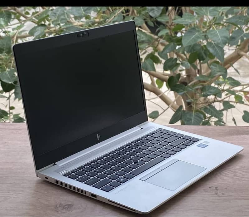 HP ELITEBOOK 840 G5 IG 8TH GENRATION . URGENT WHATSAPP NO:03197751553 1