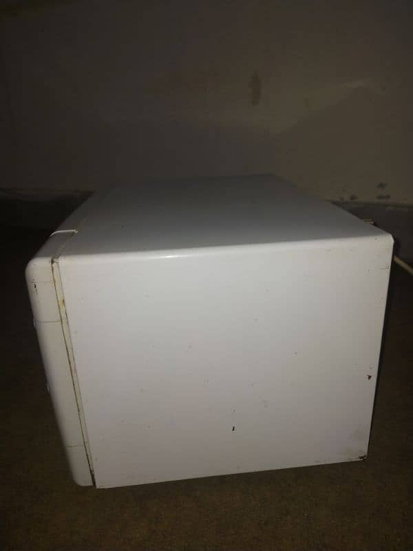 Dawlance microwave oven 3