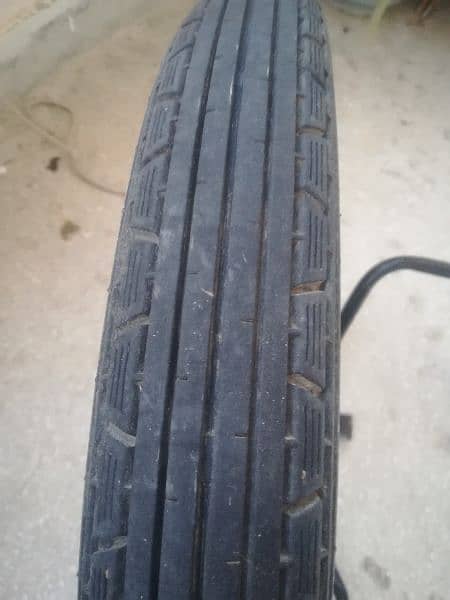 tyres fare 6ply for 100 and 125(size 18No) 3