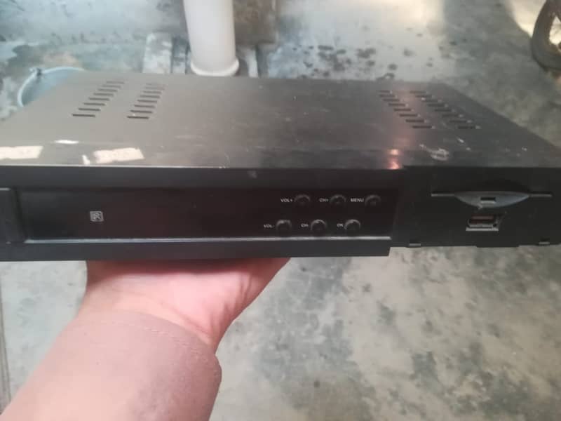 Dish and Tv Receiver for sale All in good condition 1