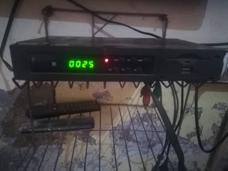 Dish and Tv Receiver for sale All in good condition 11