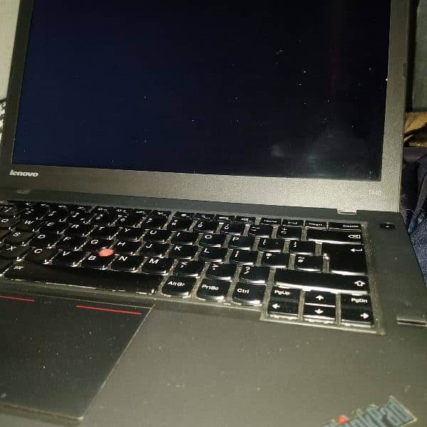 Lenovo Thinkpad T440 for sale i5 4th generation 8 gb ram and 128gb SSD 2